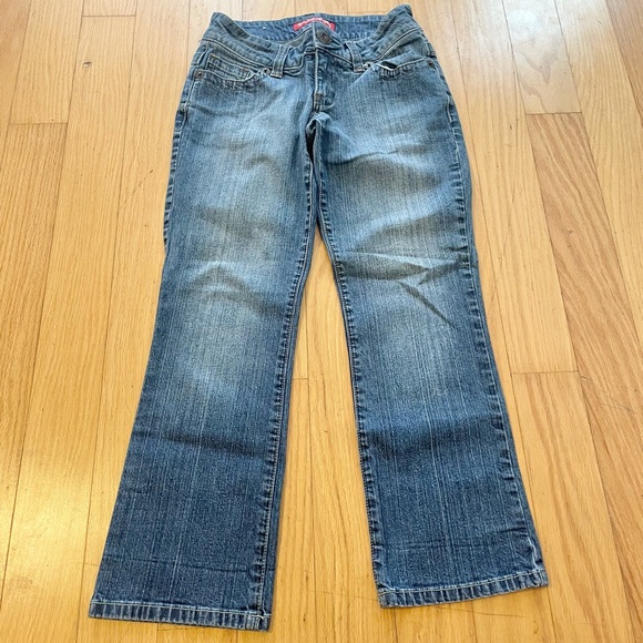 Guess Boot Cut Med Wash Jeans - Picture 5 of 12